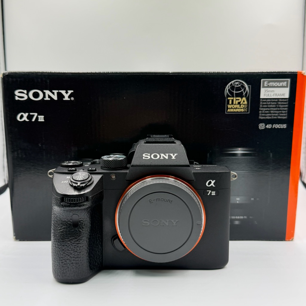 Sony A7 III ( Body )