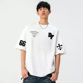ChillTee📦เสื้อวินเทจOVERSIZEมินิมอล ผ้าCOTTONไม่หดตัว ใส่สบาย สตรีทแฟชั่นT-shirt ลาย "DEKKRY"เสื้อยืดชาย【COD】