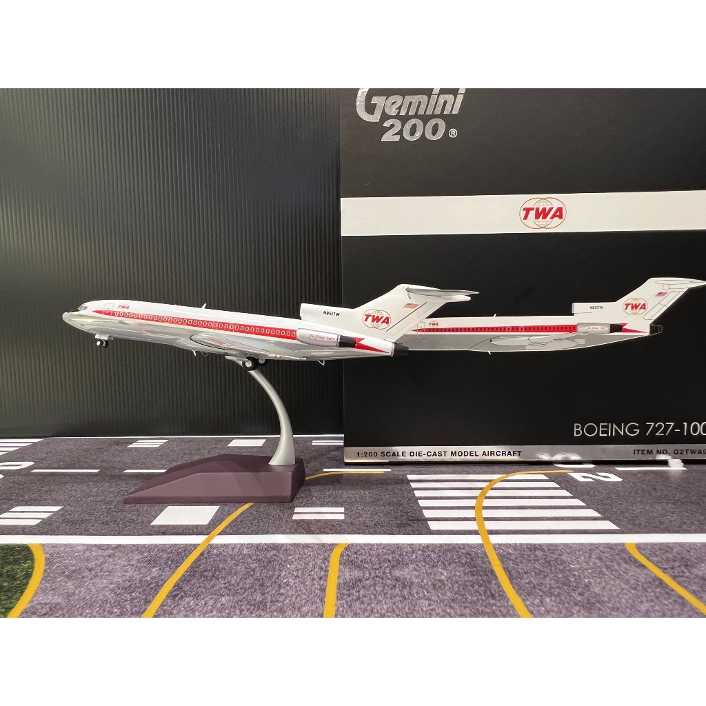 Gemini Jets [G2TWA946] 1:200 Trans World Airlines (TWA) B727-100 N851TW “Star Stream”
