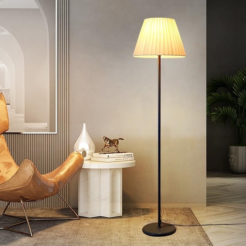 โคมไฟตั้งพื้น ไฟตั้งพื้น โคมไฟ Floor Lamp ใช้กับขั้ว E27 พร้อมปุ่มสวิตช์ สูง 150 ซม.