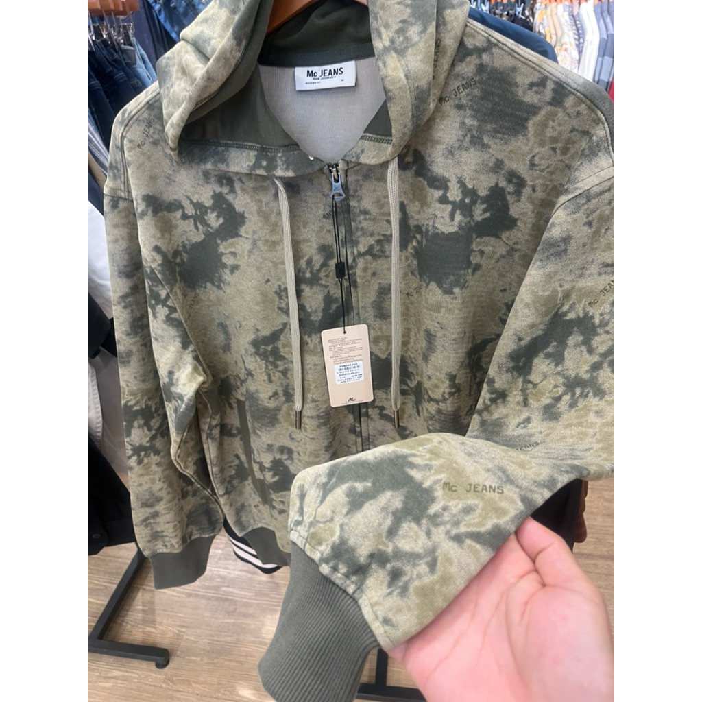 [กดรับโค้ดก่อนสั่ง] Mc Jeans เสื้อแขนยาวมีฮู้ดรุ่นใหม่ ลายพิมพ์ สีเขียว [ของแท้จากช้อป100%✅] สินค้าพร้อมส่ง ครบไซส์