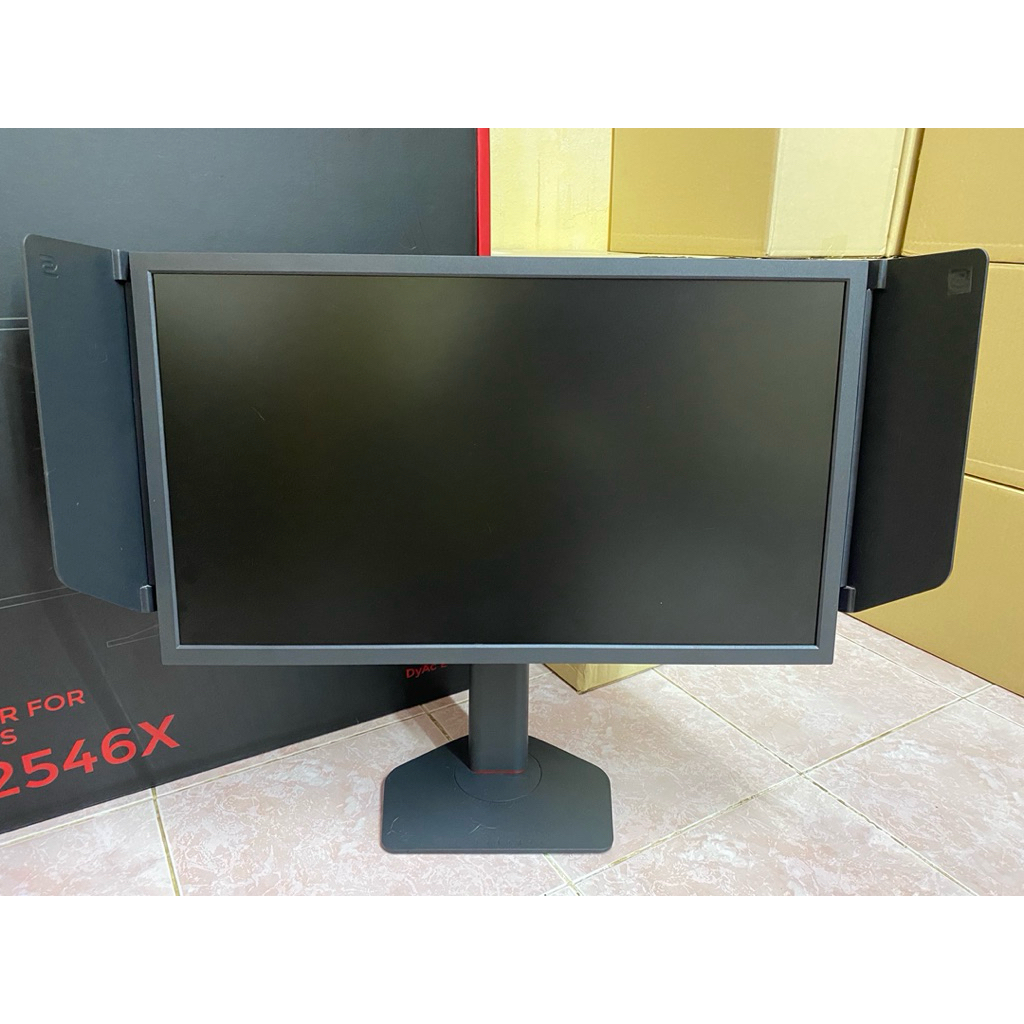 จอคอม BenQ ZOWIE XL2546X GAMING Monitor(24.5” Full HD / 240 Hz / 0.5 ms/DyAc 2/Black eQualizer Adapt