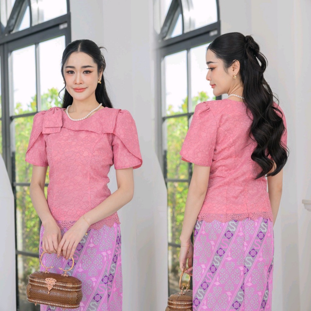 68046 รุ่นบัวสิตา เสื้อลูกไม้เนื้อนุ่ม ดีไซน์บ่าโบว์เดี่ยว แขนกลีบบัว
