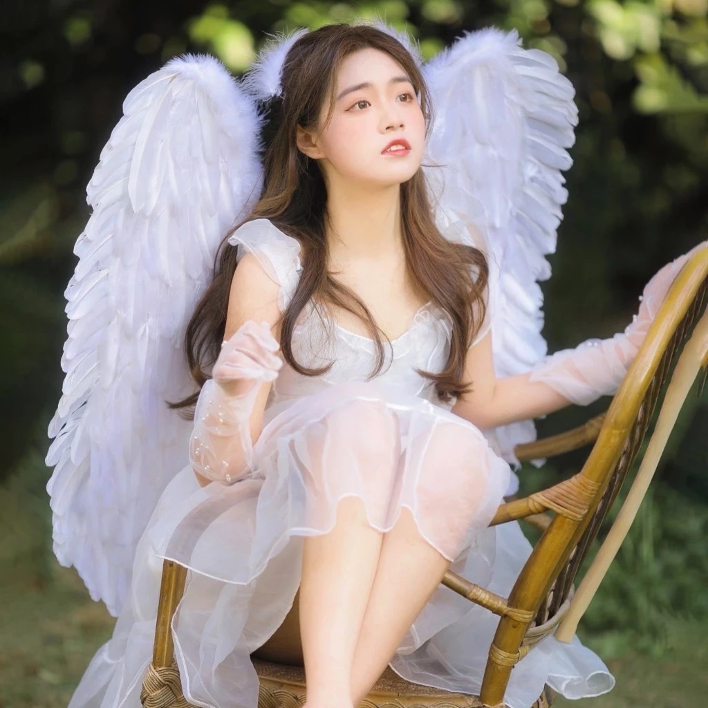 ปีกนางฟ้า ขนปีกสวย ฮาโลวีน การแสดงบนเวที เด็ก-ผู้ใหญ่ มีหลายขนาด พร็อพปาร์ตี้ ฮาโลวีน สีดำ/สีขาว（55/70cm) - รูปที่ 4