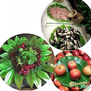 ใบบัวเทียม มีหลายขนาด เหมาะสำหรับใช้เป็นรองจานและภาชนะใส่อาหารในร้านอาหาร คาเฟ่ และตกแต่งมุมถ่ายรูป