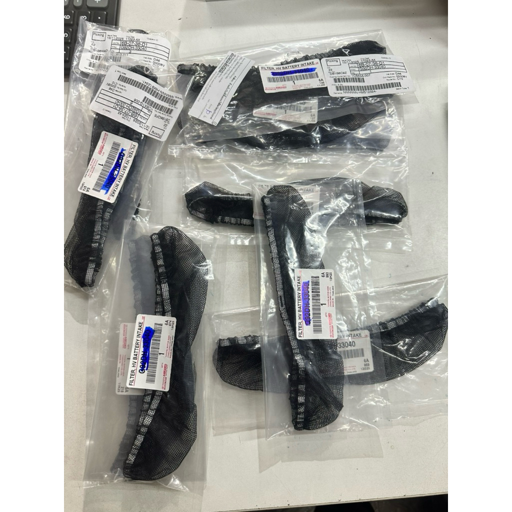 กรองอากาศแบตเตอรี่ไฮบริด Camry avv50 ของแท้