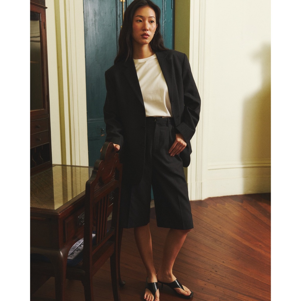 AMR DE SAISON ( AIMER ) - High Waisted Bermuda Shorts กางเกงขาสั้น