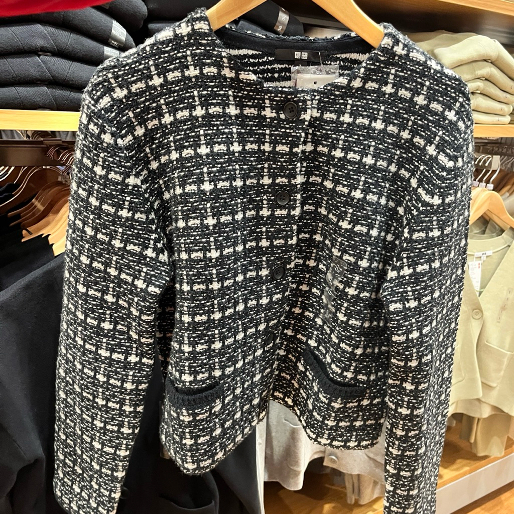 รับหิ้ว เสื้อ knitted short jaket uniqlo