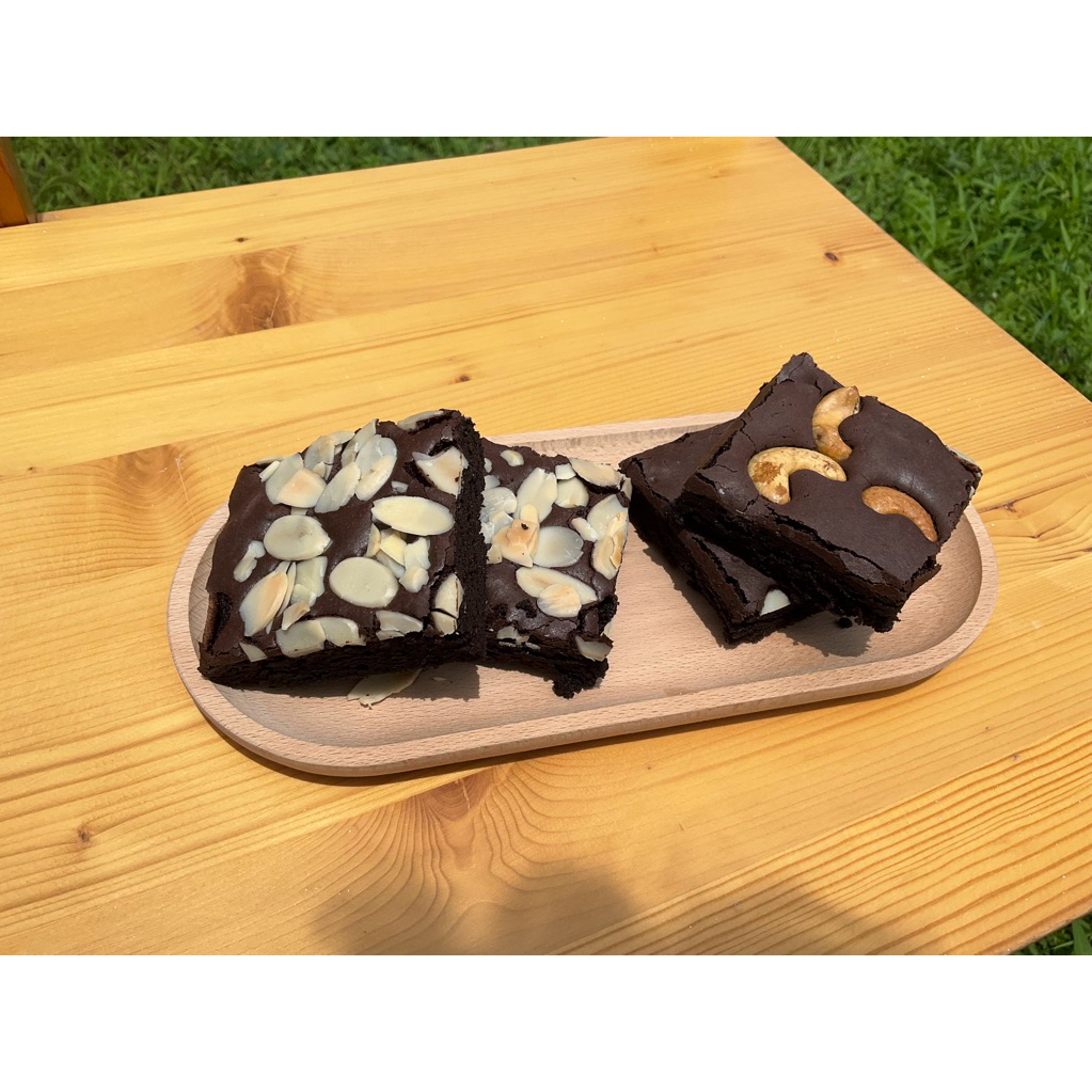 บราวนี่โกโก้ Home Made ถาดขนาด 10 x 10 นิ้ว