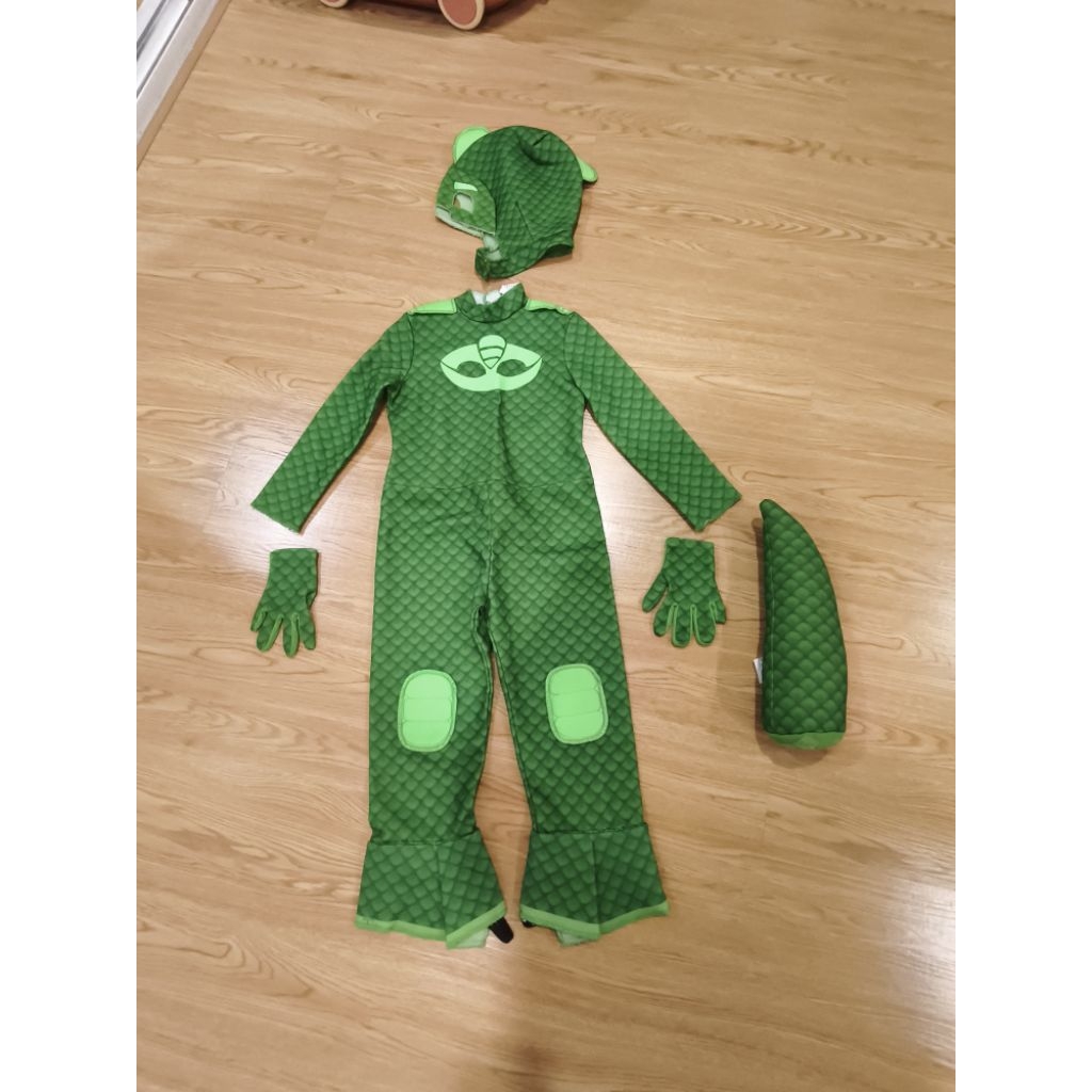 ชุดคลอสเพลย์ pj masks ขนาด 120 สินค้ามือ2