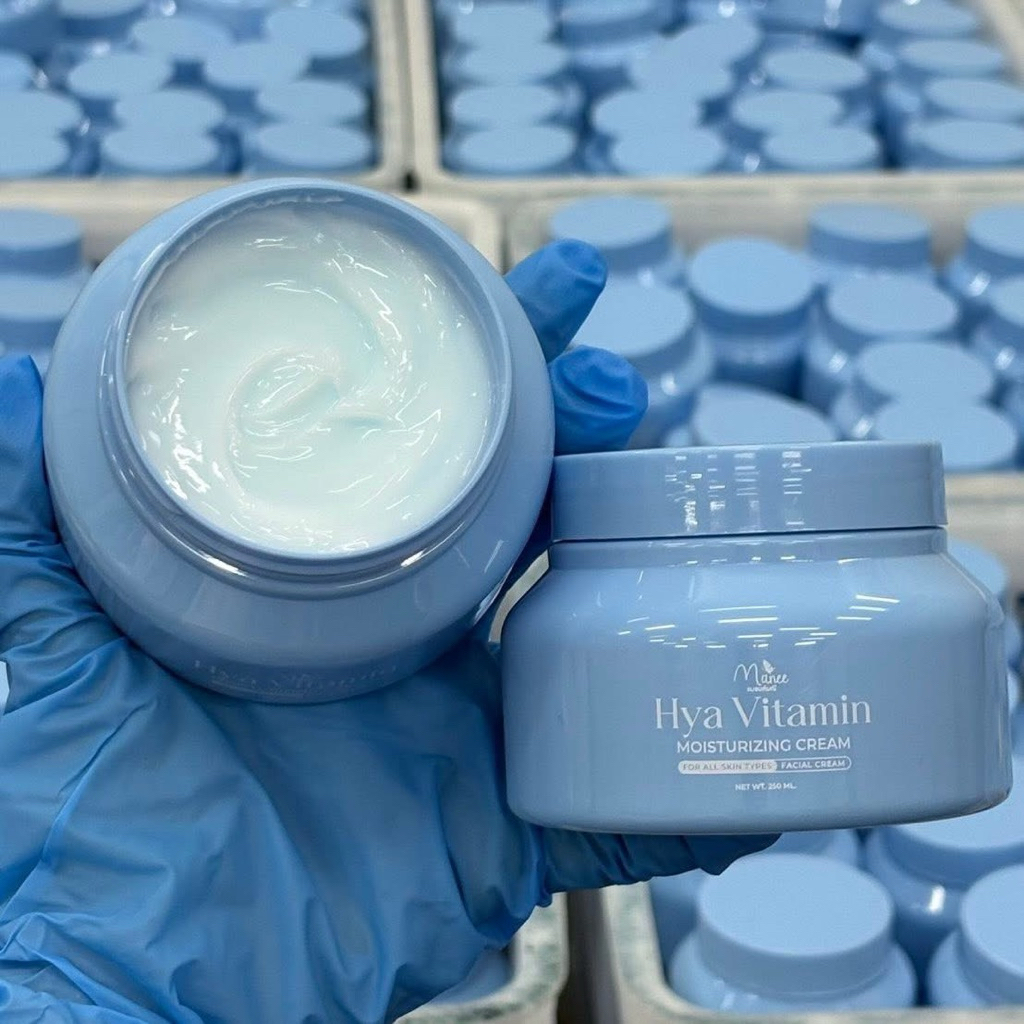 มณีไฮยา มอยเจอไรซิ่ง ครีม HYA Vitammin