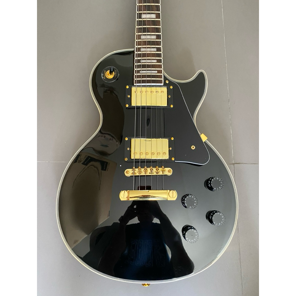 กีต้าร์ไฟฟ้า Gibson Les Paul Custom ( พร้อมส่งในไทย )