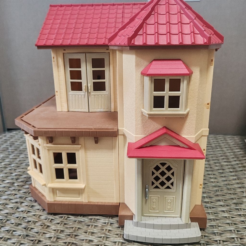 💥สินค้ามือสอง💥 033 ของเล่นเด็ก​ บ้านซิลวาเนียน​ Light​ House​ บ้านตุ๊กตา​ บ้าน​Art​ toy​(บ้านเปล่า)​