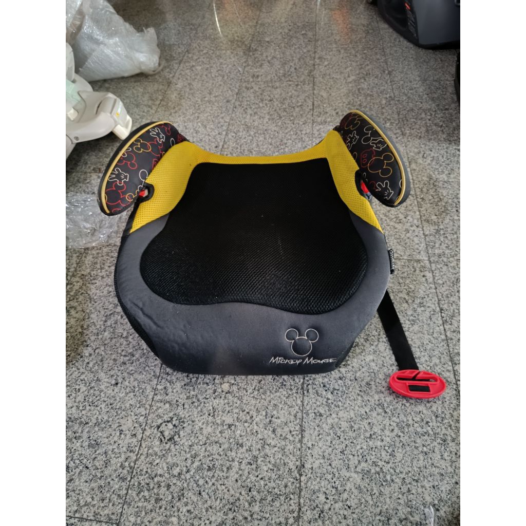 Booter seat /carseat  เบาะนิรภัยติดรถยนต์  มือสองญี่ปุ่น