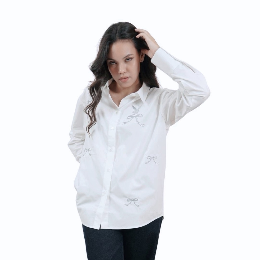 PLAYBOY VELVET CHAIN  เสื้อผ้าผู้หญิง/เสื้อ/เสื้อเชิ้ตสีดำ รุ่น P1WT254SF039BK