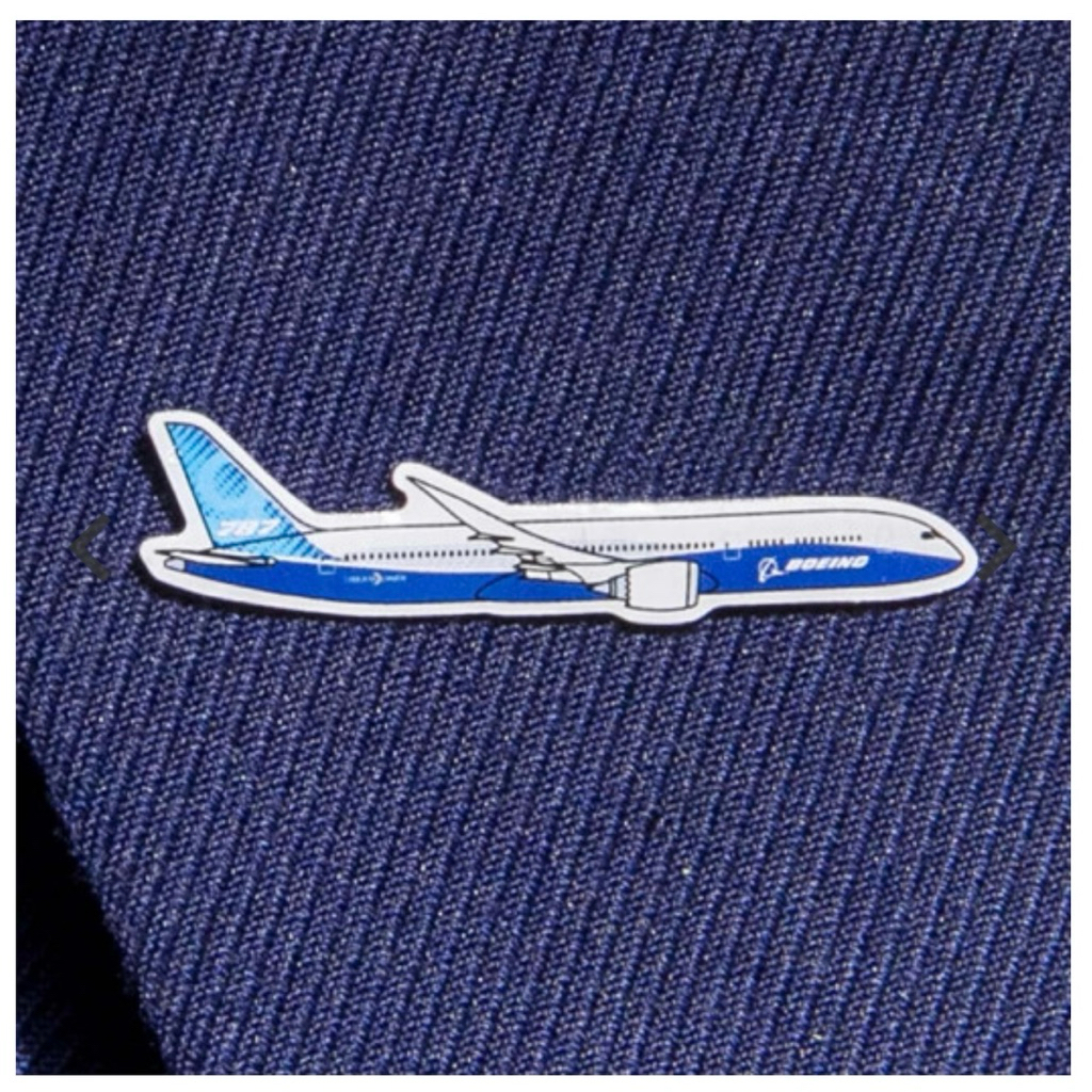 พินเครื่องบิน Boeing 787 Side View ของแท้ในแพคจากBoeing