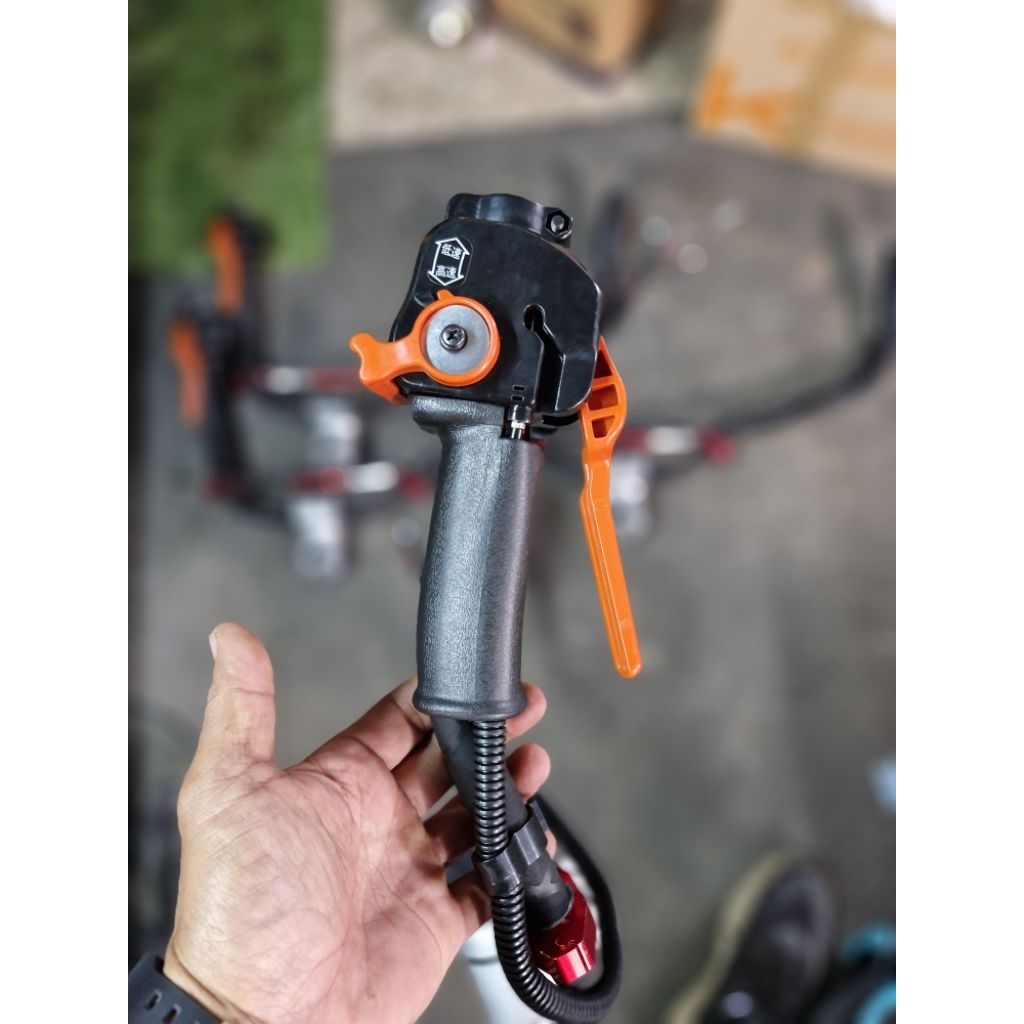 ชุดแฮนด์คันเร่งมันติดฟังก์ชั่น Limited Edition Concept Team Thailand