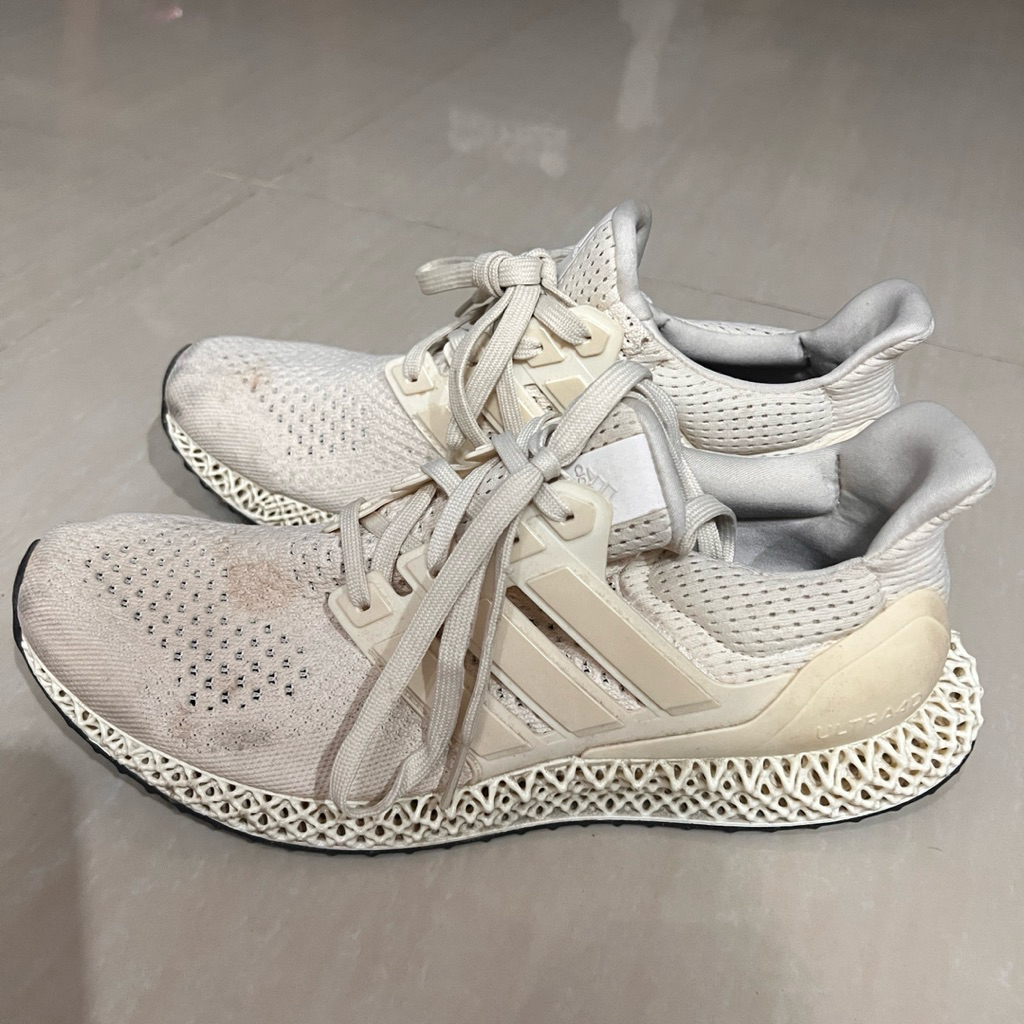 รองเท้า Ultra Adidas 4D