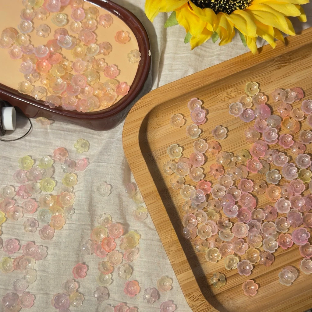 ลูกปัดดอกไม้อะคริลิคใส 8 มม. 100ชิ้น - Acrylic Blossom Beads