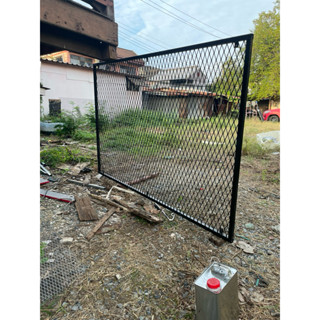 ทำได้หมดทุกอย่างตามที่ลูกค้าต้องการ  ￼ตะแกรงเหล็กฉีก  สำเร็จ…