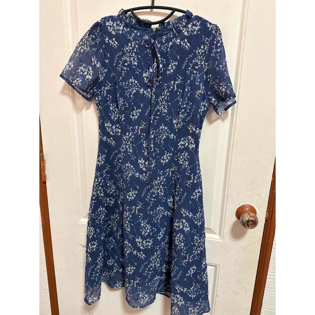 เดรสสีน้ำเงิน Alert มือสอง s