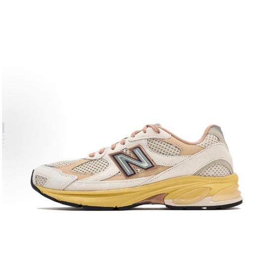 New Balance NB 2010 Low cut Off white