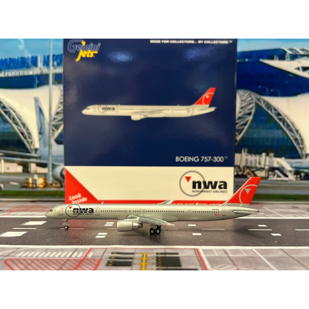 Gemini Jets [GJNWA2366] 1:400 Northwest B757-300 N587NW “nwa” livery
