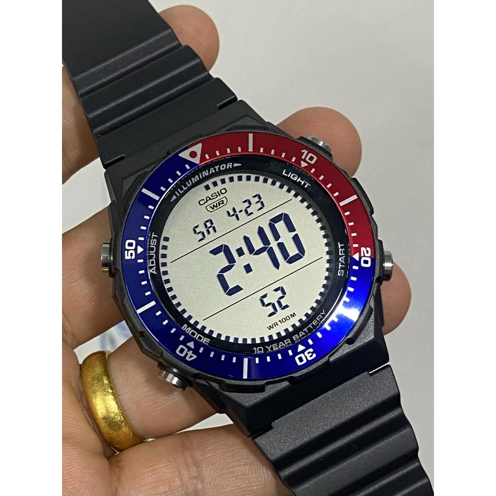 นาฬิกาข้อมือ Casio AE-1700H-1A2V