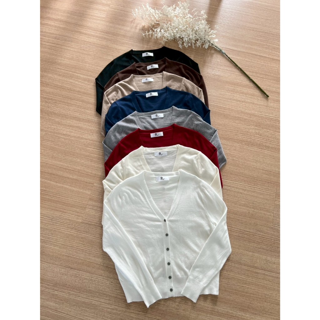 Pradap_brand:คาดิแกนคอวีกระดุมหน้า