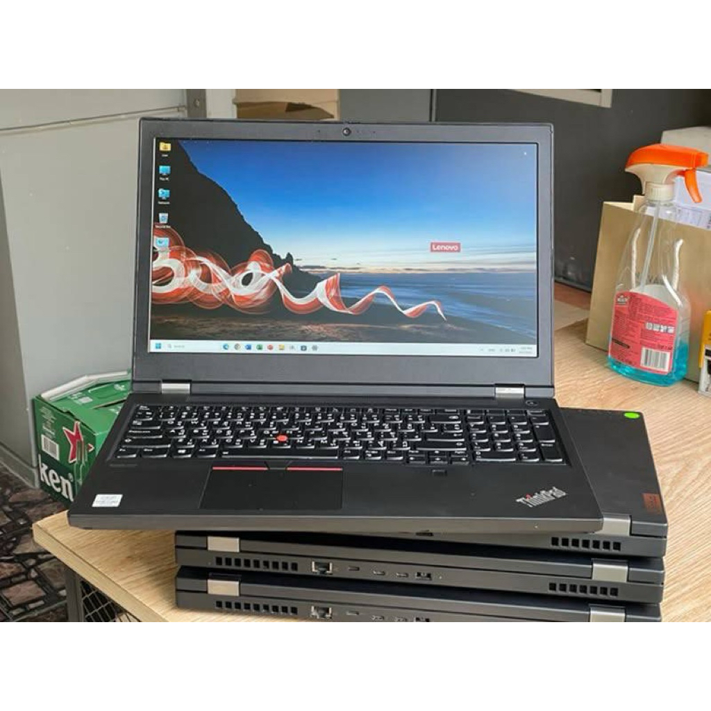 Lenovo ThinkPad P15 G1 Mobile Workstation i7-10850H SSD512GB RAM16GB Quadro T1000 (4GB GDDR6) Win11P