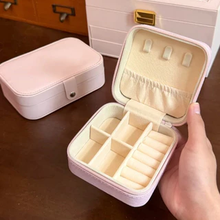 หนังเทียม กล่องใส่เครื่องประดับ ทรงสี่เหลี่ยม หรูหรา พรีเมี่ยม คุณภาพสูง Jewelry Box PU Leather Square Shape