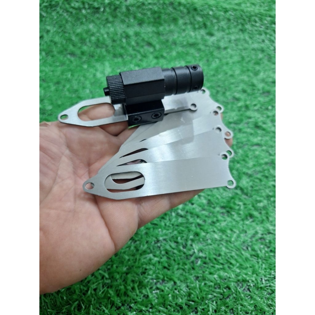 แผ่นแสตนเลสผิวเรียบแบบหนา  ขายึดสำหรับติดเลเซอร์ ขาจับเลเซอร์ ผาหนู (เครื่องมือโลหะ) (ผิวเรียบ)