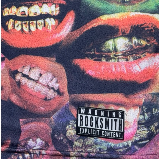 เสื้อยืด Rocksmith Grillz