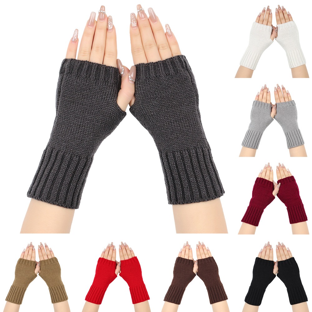 ถุงมือไหมพรมถักครึ่งนิ้วมีหลายหลายสีให้เลือก