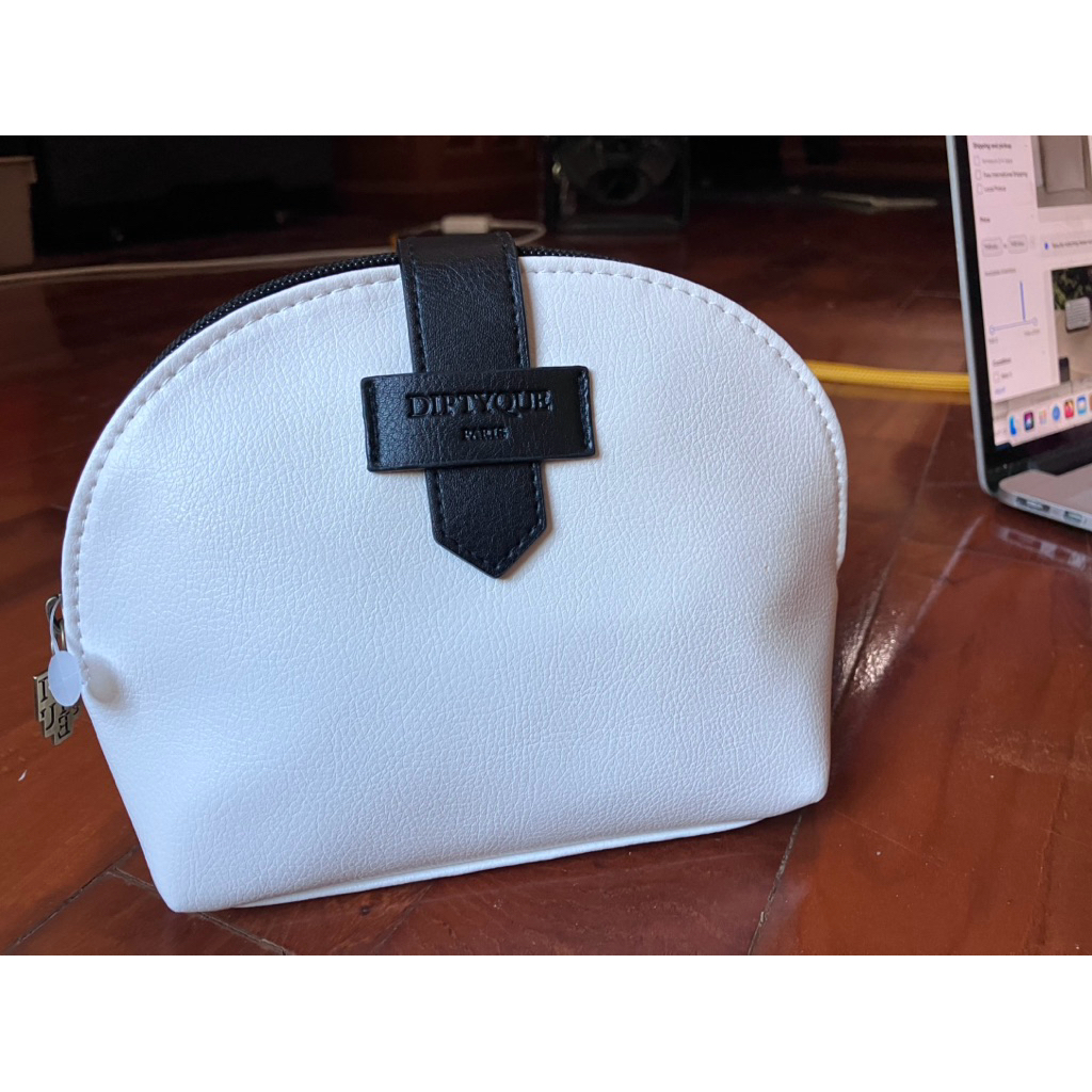 Qatar Airways DIPTYQUE Business Class Amenity kit ใหม่ยังไม่ได้แกะ ของข้างในครบ