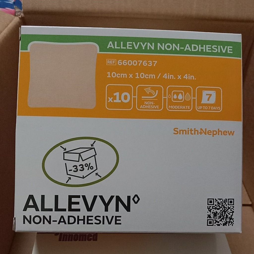 Allevyn Non-Adhesive ขนาด 10x10 ชม. แผ่นแปะแผลกดทับ แผ่นโฟมปิดแผล (1 แผ่น)