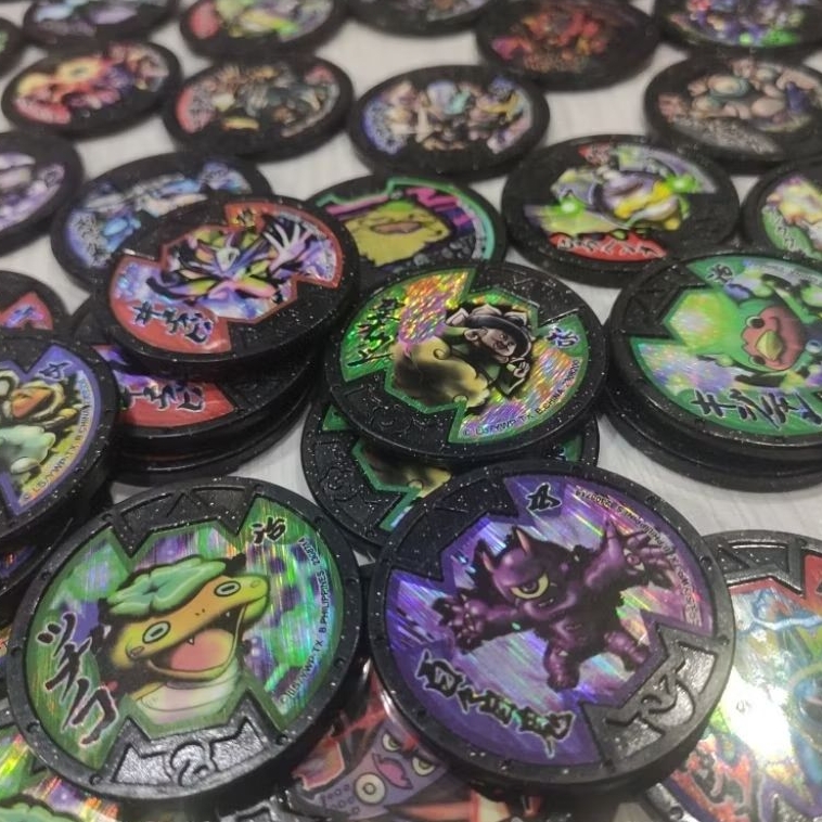 เหรียญดำ เหรียญโยไควอทช์ Yokai watch (Yo-kai Watch)  พิเศษ สะท้อนแสง ของเล่น ของสะสม มือสอง ของแท้จา