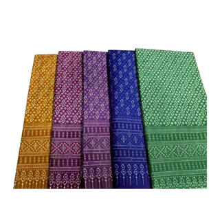 ผ้าเมตร ลายไทย 4เมตร เนื้อผ้าโพลีเอสเตอร์ ซักสีไม่ตก
