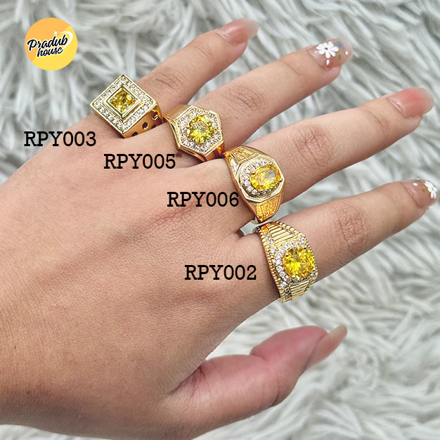 4ลาย จำนวนจำกัด แหวน มรกตล้อม เพ็ชรสีเหลือง มีหลายแบบสวยๆ แฟชั่นเรียบง่ายใส่ได้ทังผู้หญิง และผู้ชาย
