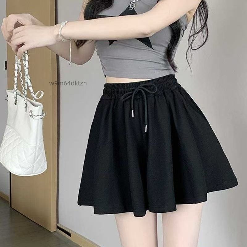 กางเกงขาสั้นผู้หญิงสำหรับฤดูร้อนแบบใหม่ ทรงเข้ารูป เอวสูง ขากว้าง ทรงเอไลน์ เหมาะสำหรับไซส์ใหญ่