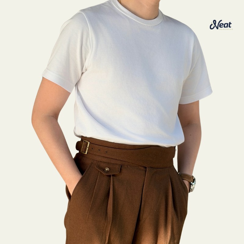 [White]เสื้อยืดคอชิด Classic T Shirt Signature by Neat menswear