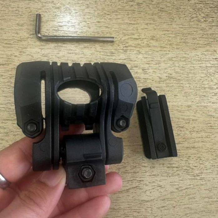 ขาจับไฟฉายหมวกฟาส 25mm แบบปรับเอียงได้ พร้อมรางติดหมวก ใช้ติดตั้งกับรางข้างได้ทั้ง Mich และ Fast