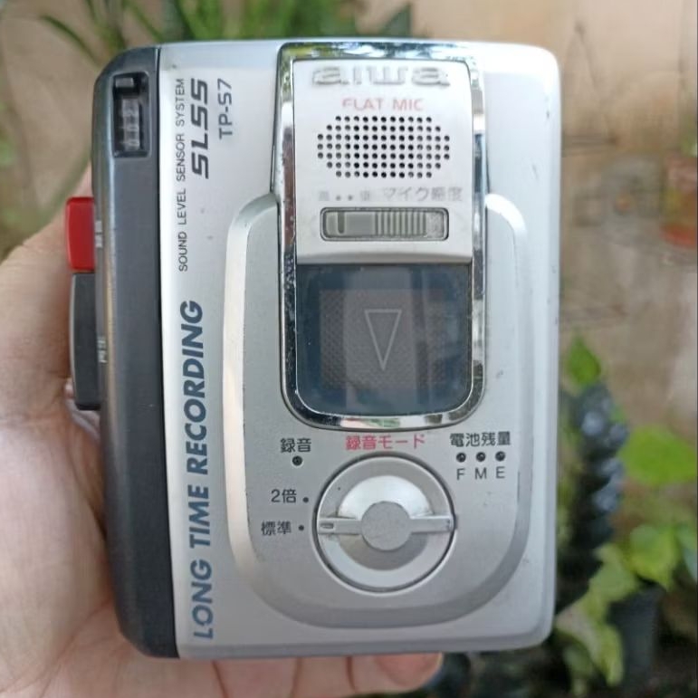 aiwa_tp-S7_เครื่องเล่นเทปพกพามือสอง