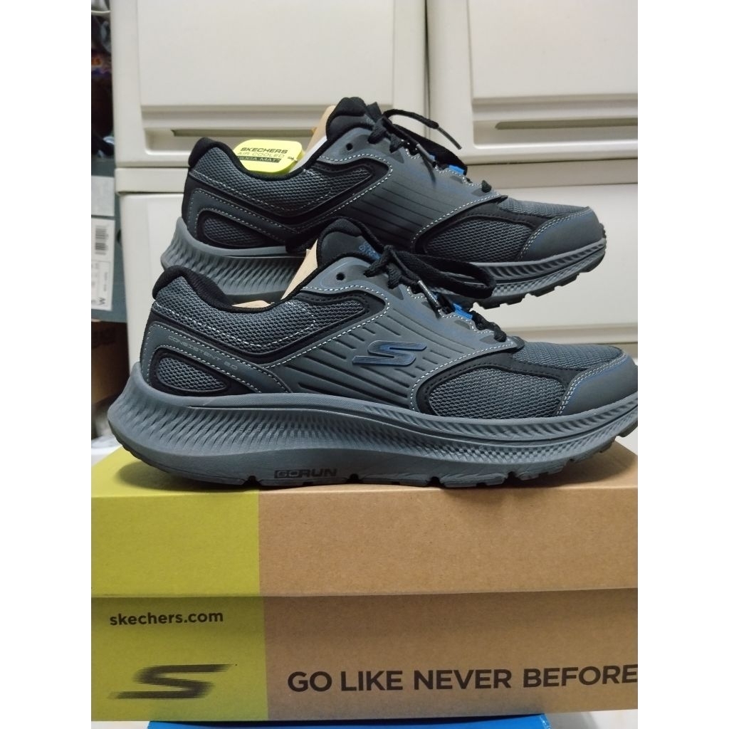 sketchersรองเท้าผู้ชาย