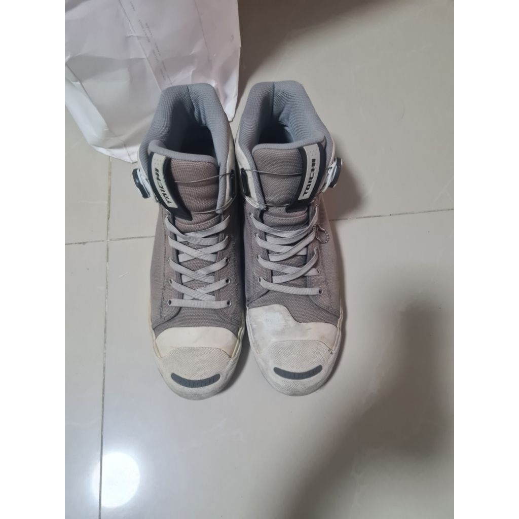 รองเท้าขี่มอเตอร์ไซค์ รุ่น RS Taichi RSS011 Drymaster-Fit Hoop Shoes (ไซส์45)