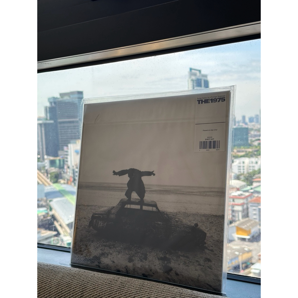 แผ่นเสียงไวนิล Vinyl LP - The 1975 : Being Funny in a Foreign Language