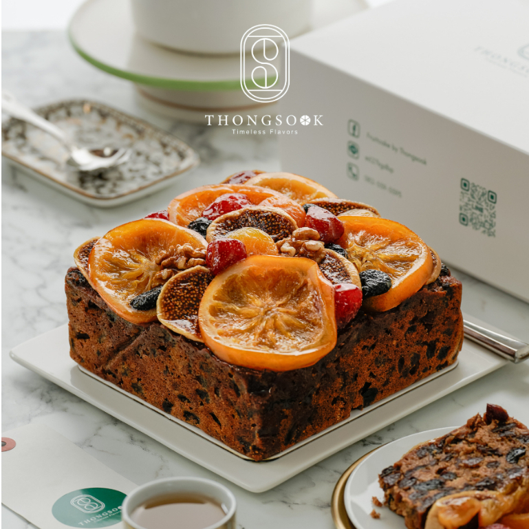 [2 ปอนด์] Fruitcake by Thongsook | Special Topping Fruitcake | หวานน้อย เนื้อเค้กฉ่ำ ผลไม้แน่น ราคา ถูกที่สุด ดีลบีเคเค