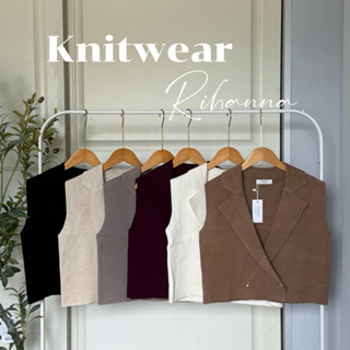 [ป้าย PIMM] เสื้อกั๊กแขนกุดคอปก ดีไซน์สุภาพสไตล์มินิมอล เพิ่…