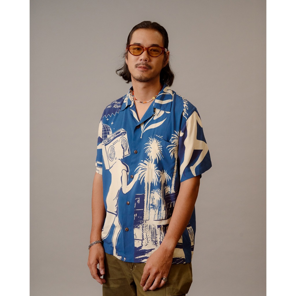FEARLESSNESS Track & Tempo Hawaii Shirt - Navy