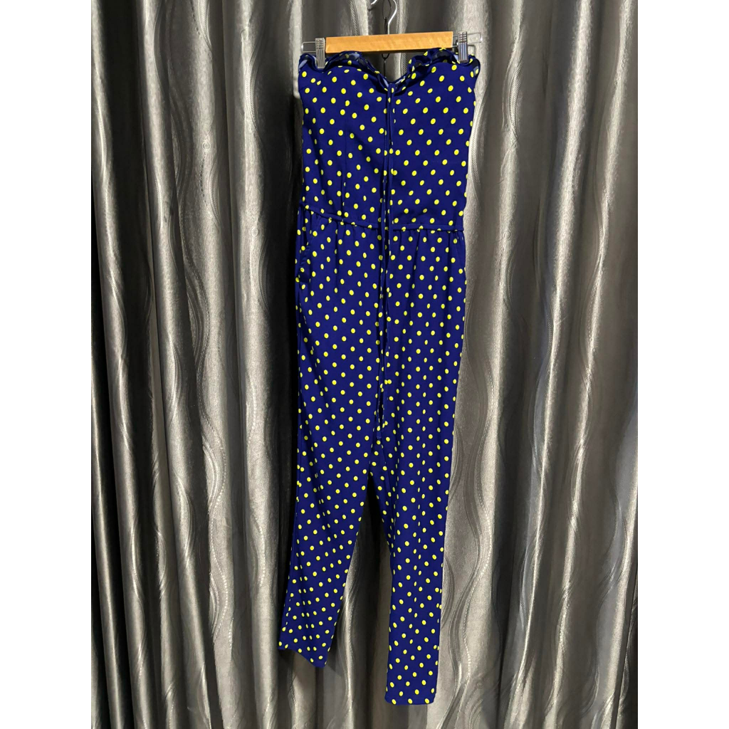 Cจั้มกางเกงขายาว แต่งจุดขาว ผ้าดีมาก อก 32-34 เอว 26-28 สะโพก 34-36 แต่งเชือกคล้องคอน่ารัก